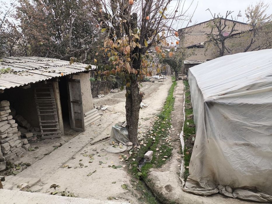 Hasanboy Baht mahallasida 10 sotik uy sotiladi