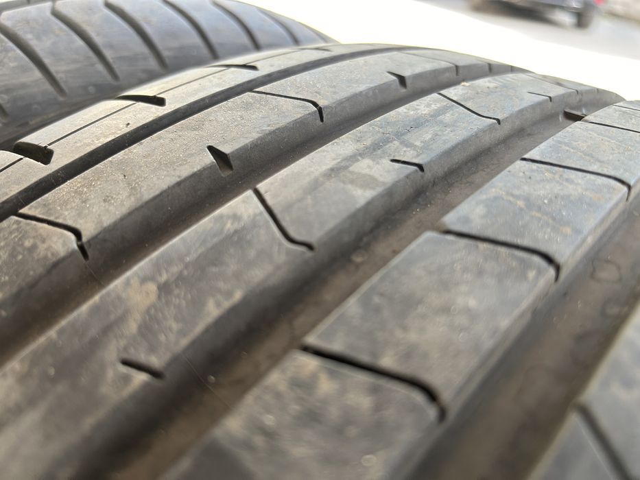 Патерица 19" за Ауди А8 4Н D4 и летни гуми PIRELLI 235/50/19,DOT 31/21