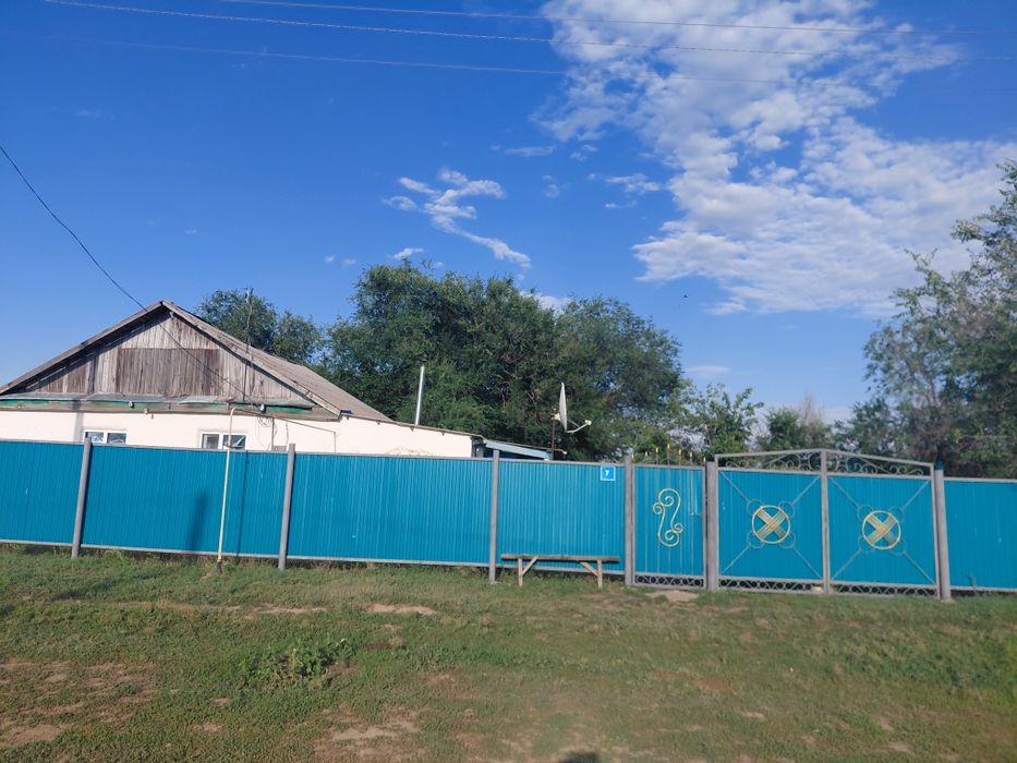 Дом 18сот с сараи