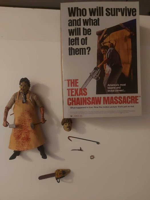 Figurina NECA Leatherface originala