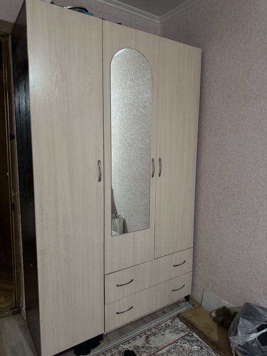 Продам шкаф шифоньер в Астане