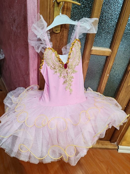 Costum balet fete
