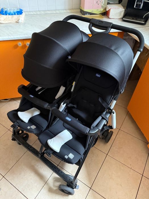 Carucior copii gemeni Chicco Ohlala Negru