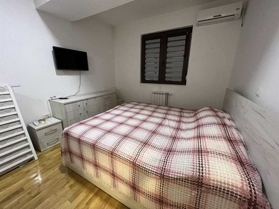 Дава се под наем Двустаен апартамент в София, Зона Б-18 - 65 кв.м за 408 € - Снимка #4