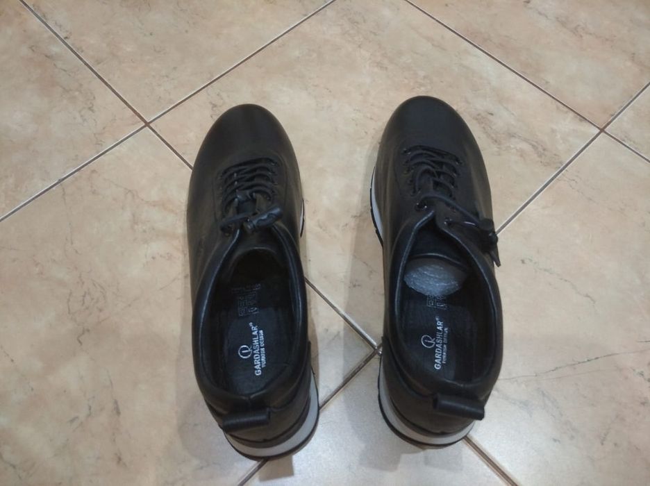 Новые кросовки мужские