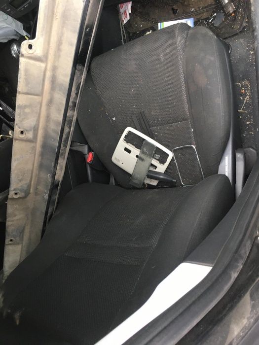 toyota avensis 2.0 d4d на части тойота авенсис комби д4д