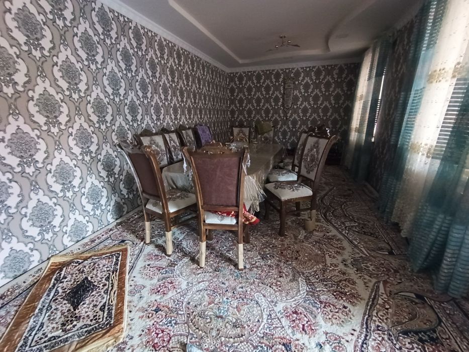 Ховли Уй сотилади