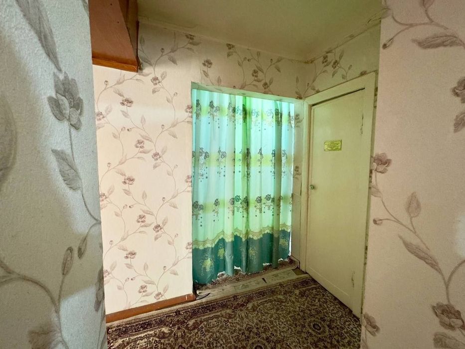 Продаётся 3/2/2 спутник 8