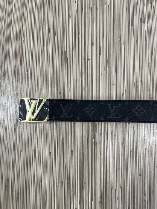 Curea LV,nou nouță,105 cm