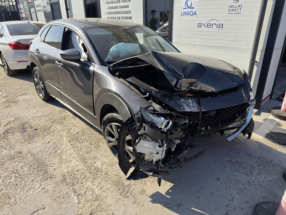 Mazda CX-30 2.0 Benzina + Electric 2021 avariat,lovit ,defect