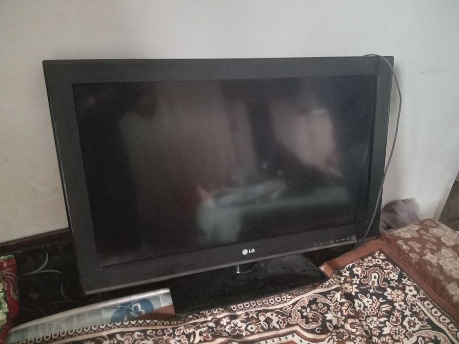 Телевизор LG 32CS460T