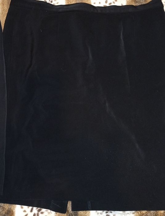 Продам юбки карандаш со шлицей