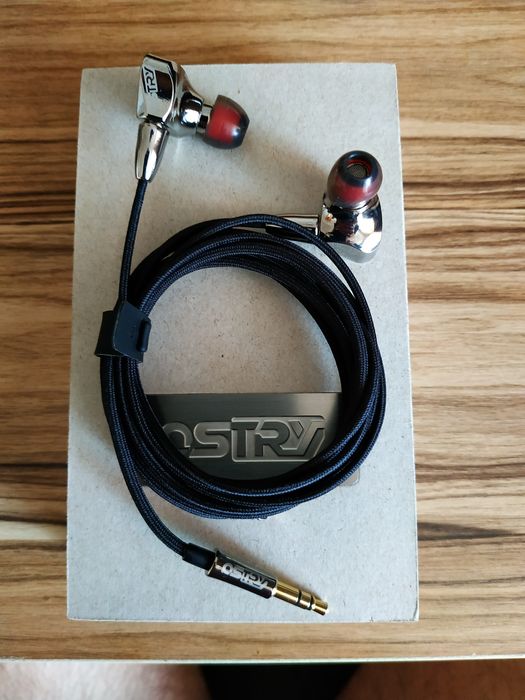 Продаются наушники Ostry KC09