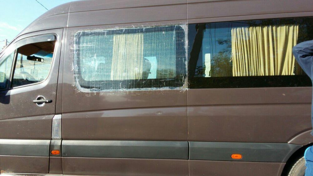 Автостекло на все виды авто.установка.ремонт. Мерседес. Тойота.Ауди ...