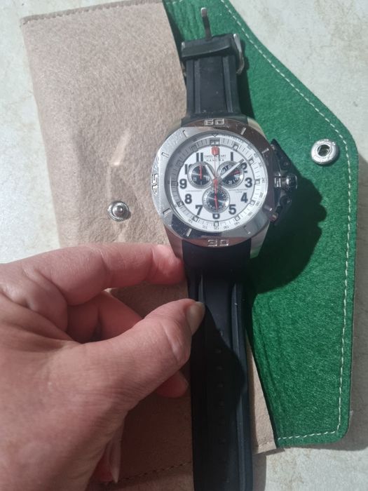 Vând ceas Swiss Military Hanowa