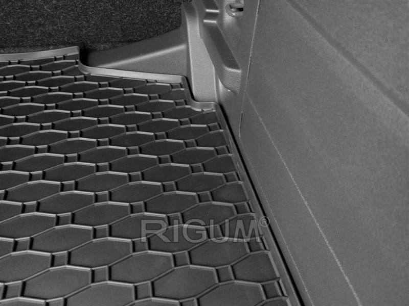 Гумени стелки и багажник SKODA Fabia IV Audi A1 от 2021-