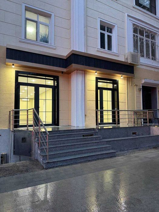 Нежилое пом . Шота Руставели  75 квм