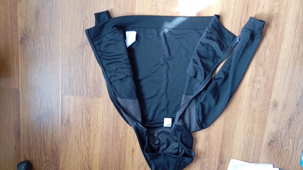 Горнище Nike размер М, 147см