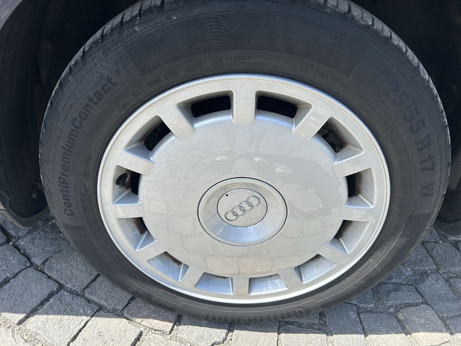 Audi A8 D2, 4.2, V8