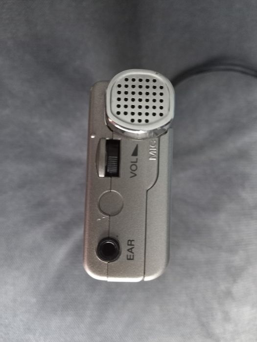 Reportofon Sony M-530V