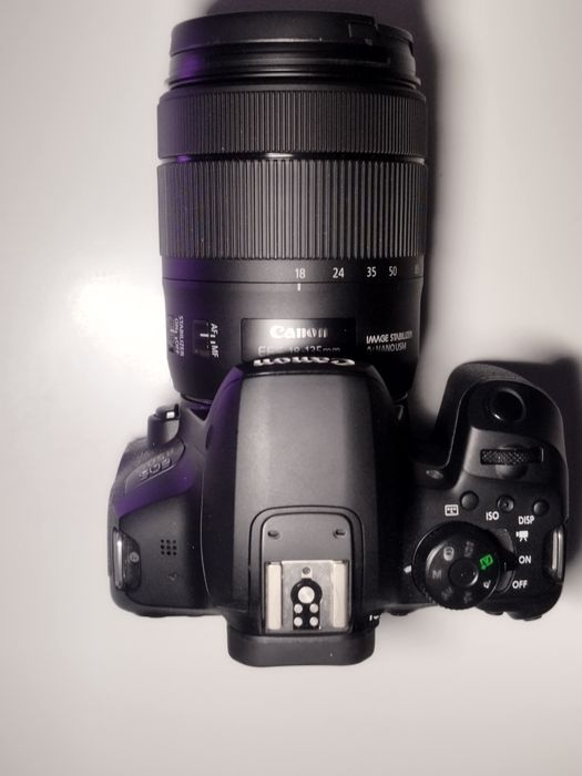 Canon EOS 850D / Rebel T8I + Canon EFS 18-135  IS USM