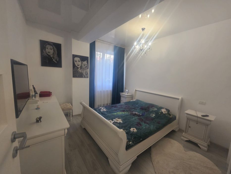 Vand apartament 2 camere mobilat militari residence