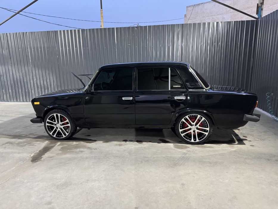 Srochni sotiladi vaz 2106