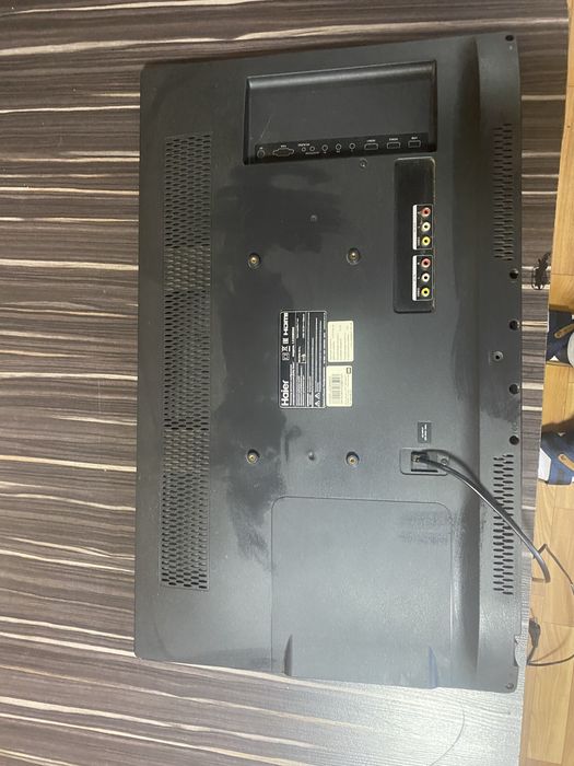 Телевизор Haier le28m600