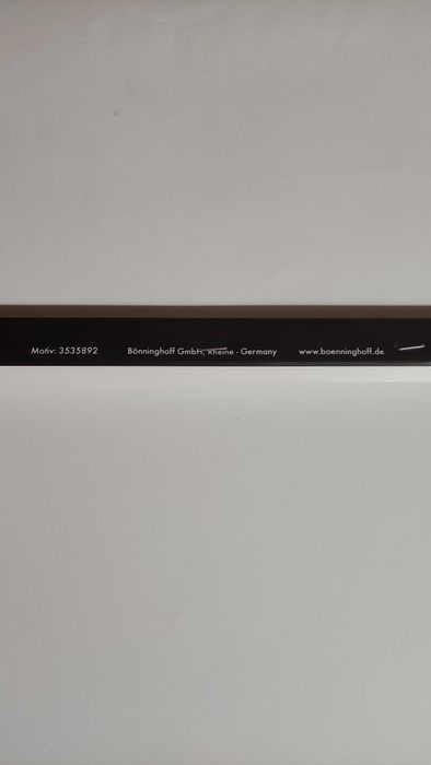 Картина черно-бял принт върху полиестерно платно в дървена подрамка