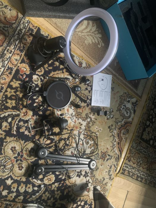 Kit profesional streaming/podcast – microfon + ring light +brat -compl