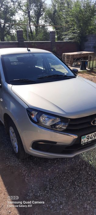 Машина легковая.