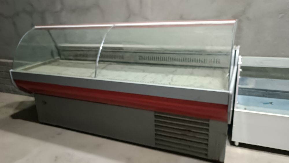 Продаю холодилник