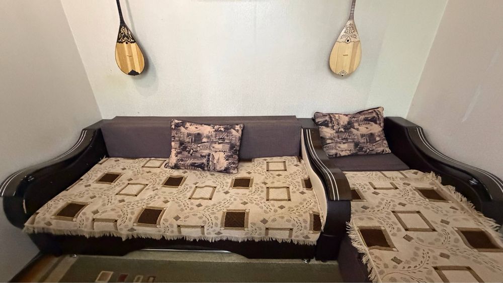 Мягкий уголок 3+2+1  и ковер 5*3