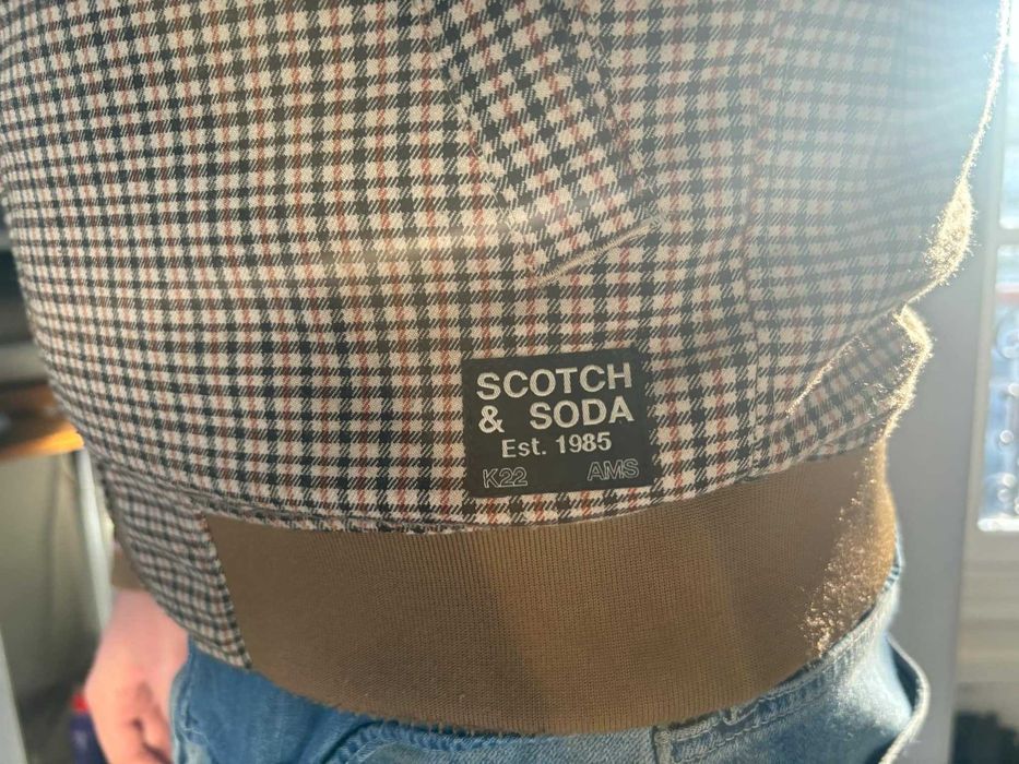 Яке двулицево - Scotch&Soda