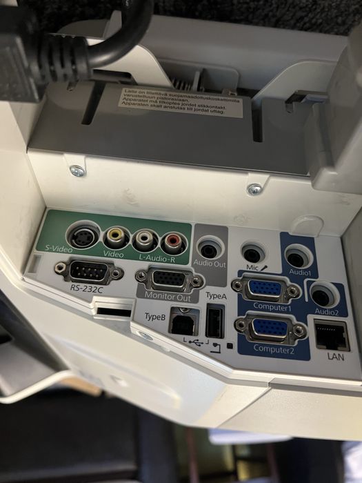 Proiector Epson EB-450Wi - 2500 lumen
