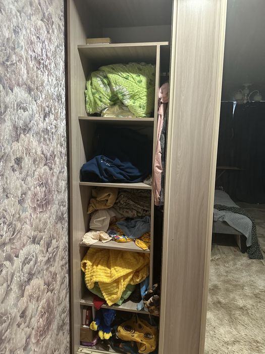 Срочно подам шкаф-купе