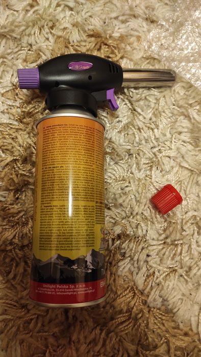 Преносима газова горелка със пезо кристал и сменяеми балони!