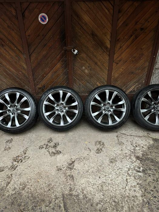 Продават се оригинални джанти за Мазда 19", с нови гуми и датчици!