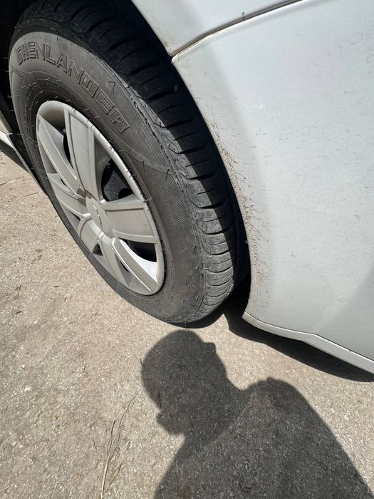2011 yil oq lacetti