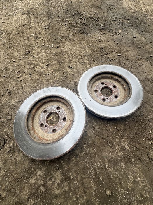 Передние Тормозные оригинал диски на RX 330