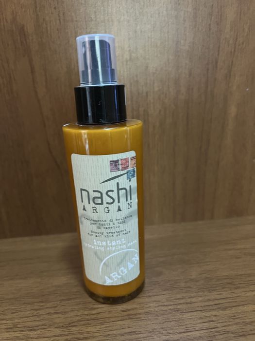 Nashi козметика за коса
