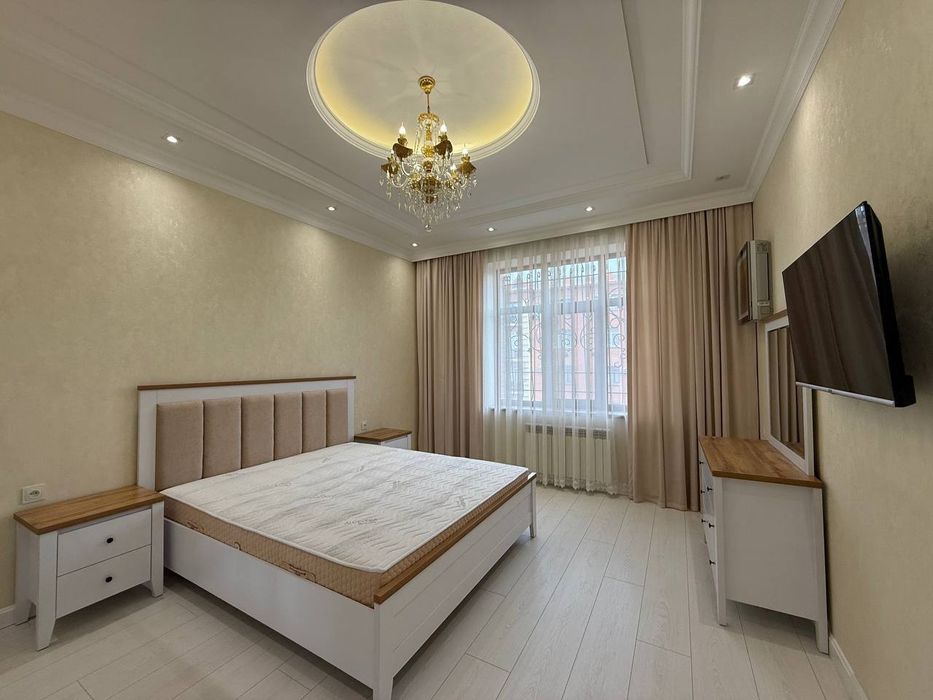 Срочно Продаётся габус Тарас Шевченко 4-комн 3-санузлов евро ремонтом