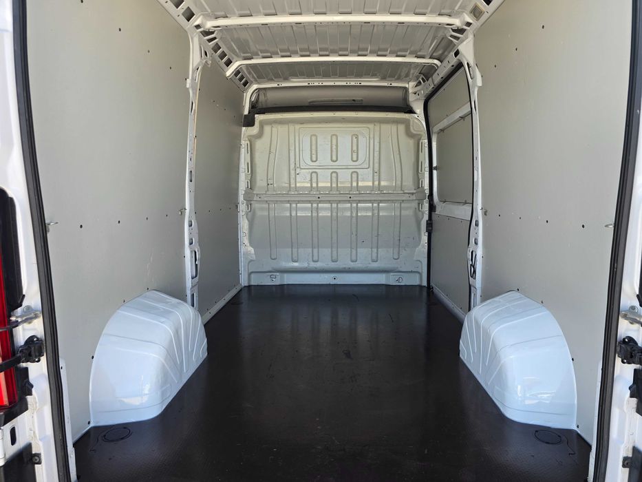 Peugeot Boxer L2H2 / 69.000 Km/ Finanțare Leasing/ Garanție 3 ani/ Revizie Gratuită