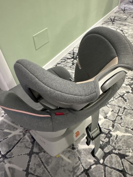 Scaun auto pt copii 0-3 ani
