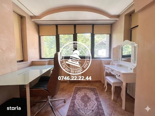 Apartament spectaculos, bloc tip vilă, Târgu Cucu
