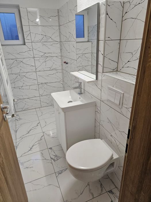 Vand apartament cu 2 camere