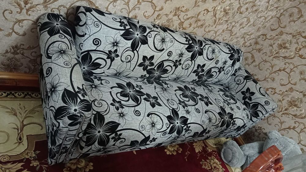 2 дивана и 2 кресла в хорошем состоянии