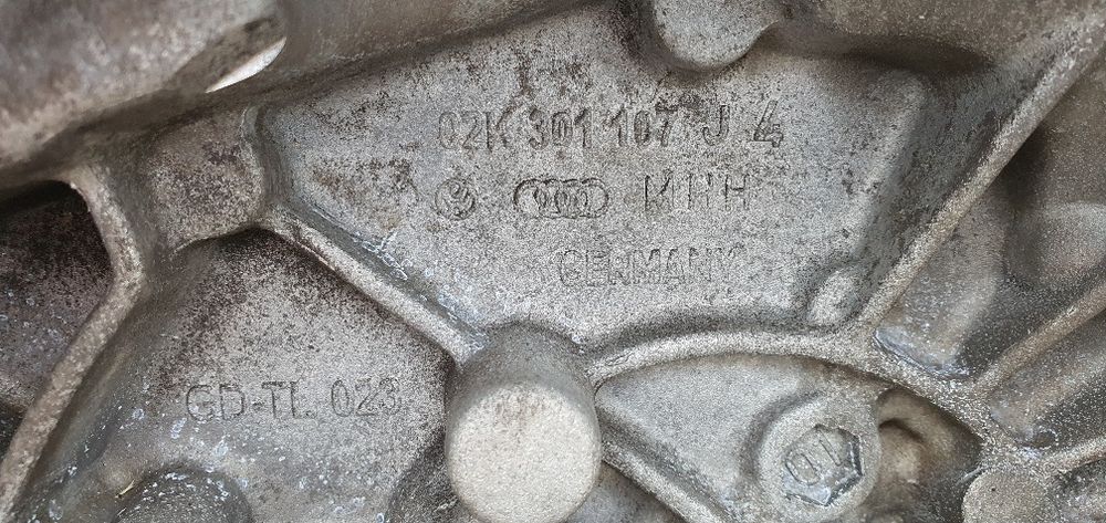 Cutie viteze Golf 4/Octavia 1/Seat 1.4 benzină 02K301107J 5+1 Trepte