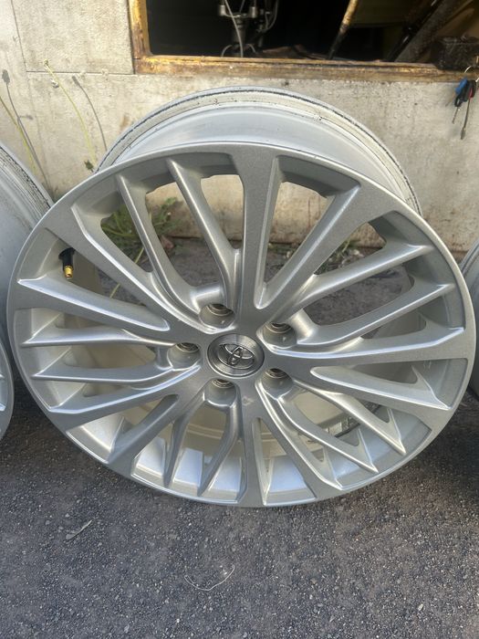 Диски Camry с новой машины