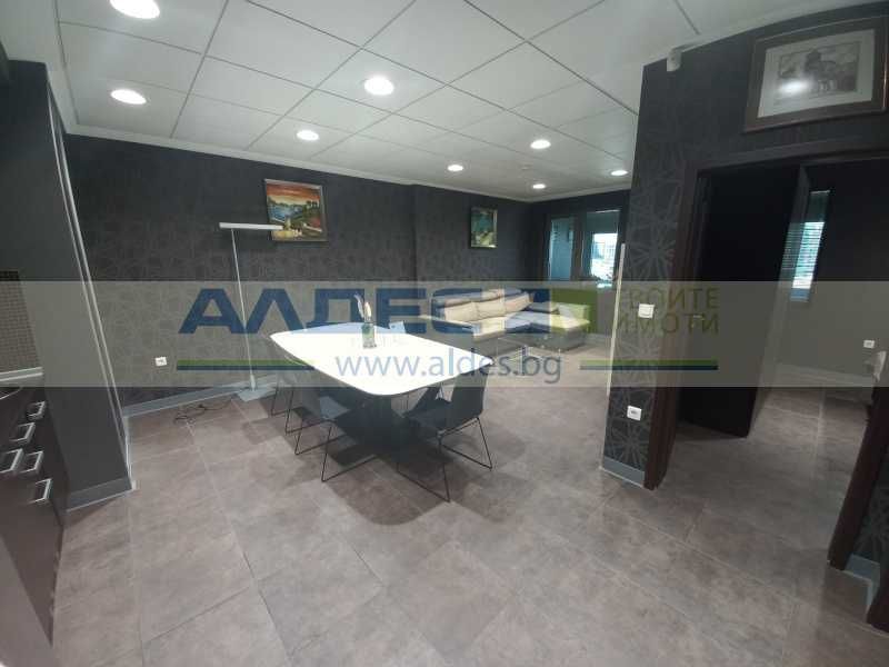 Дава се под наем Двустаен апартамент в София, Младост 4 - 91 кв.м за 1440 € - Снимка #1